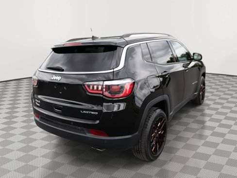 Used 2018 Jeep Compass Limited w/ Navigation Group AWD/4WD image 5
