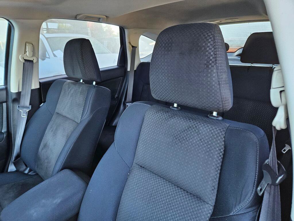 Used 2016 Honda CR-V EX image 16