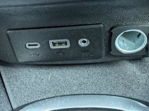 Used 2025 Chevrolet Malibu LT FWD image 19