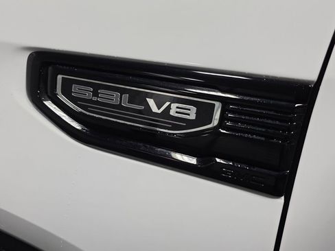 Used 2020 GMC Sierra 1500 Elevation w/ Elevation Value Package image 5