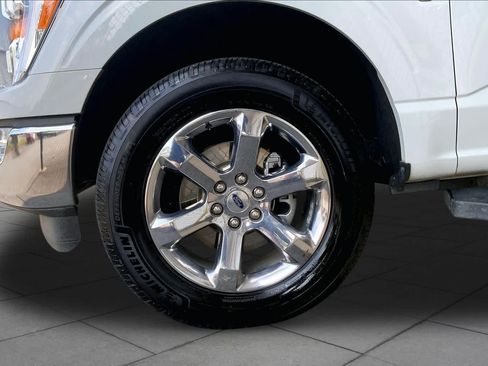 Used 2023 Ford F150 Lariat w/ Trailer Tow Package AWD/4WD image 11