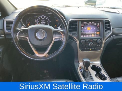 Used 2017 Jeep Grand Cherokee Limited image 8
