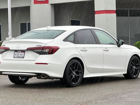 Used 2026 Honda Civic Sport image 2