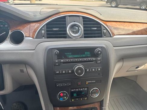 Used 2010 Buick Enclave CXL w/ Trailering Provision Package AWD/4WD image 15