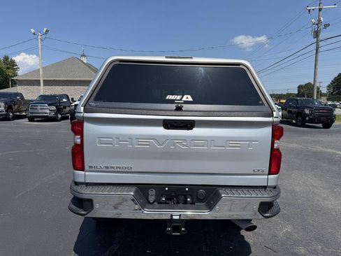 Used 2020 Chevrolet Silverado 2500 LTZ AWD/4WD image 6