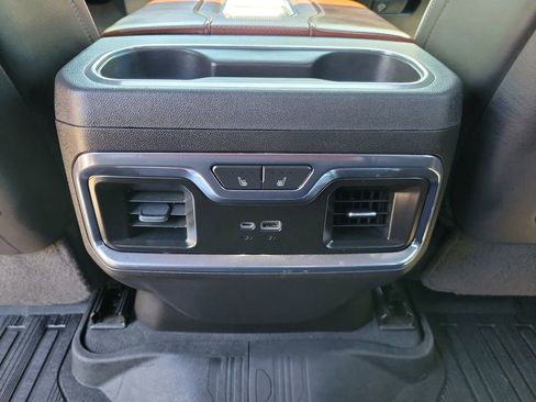 Used 2022 GMC Sierra 1500 Denali Ultimate AWD/4WD image 14