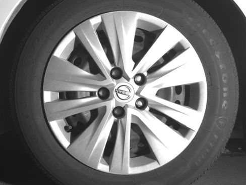 Used 2025 Nissan Sentra S FWD image 12
