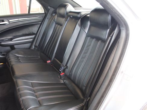 Used 2017 Chrysler 300 S AWD/4WD image 23