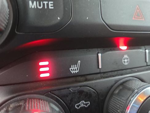 Used 2022 RAM 1500 Big Horn w/ Built-to-serve Edition image 24