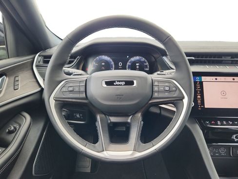 New 2026 Jeep Grand Cherokee L Limited AWD/4WD image 22