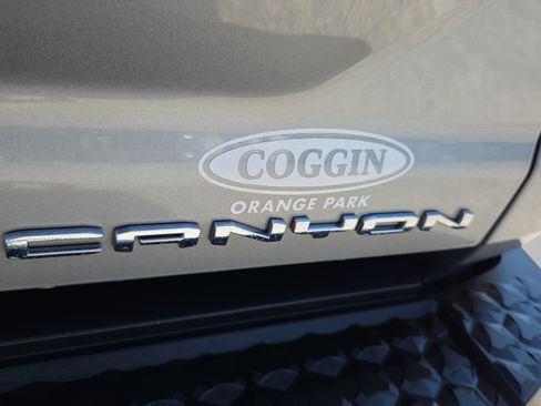 Used 2023 GMC Canyon Denali AWD/4WD image 35