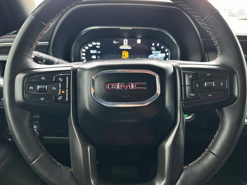 Used 2024 GMC Yukon AT4 image 22