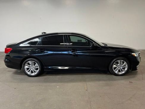 Used 2019 Honda Accord LX image 2