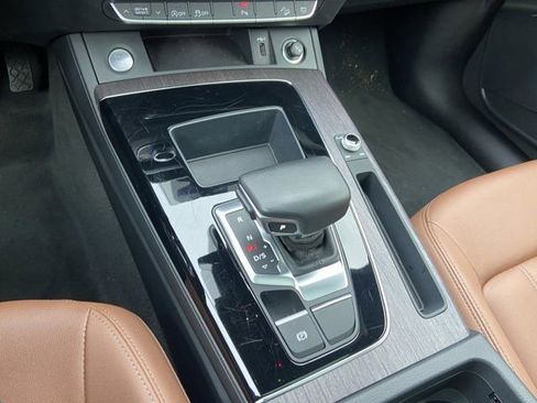 Certified 2022 Audi Q5 2.0T Premium w/ Convenience Package image 23