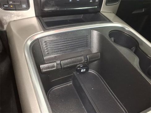 Used 2018 RAM 1500 Big Horn image 23
