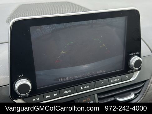 Used 2024 Nissan Altima 2.5 SV FWD image 18
