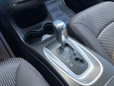 Used 2013 Dodge Journey SXT w/ Flexible Seating Group image 21