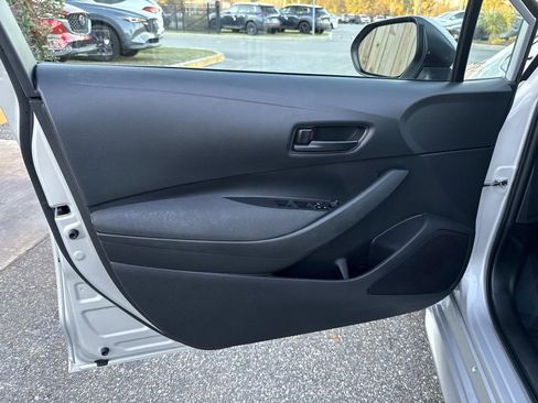 Used 2023 Toyota Corolla LE image 22