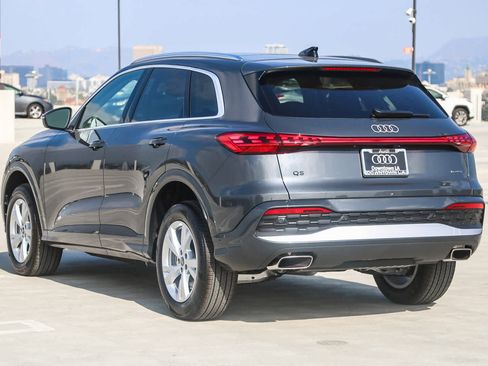 New 2025 Audi Q5 Premium image 9