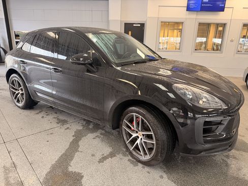 Used 2022 Porsche Macan S AWD/4WD image 3