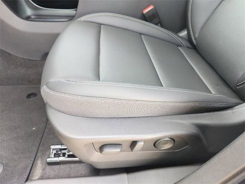 New 2025 Buick Envision Preferred image 17