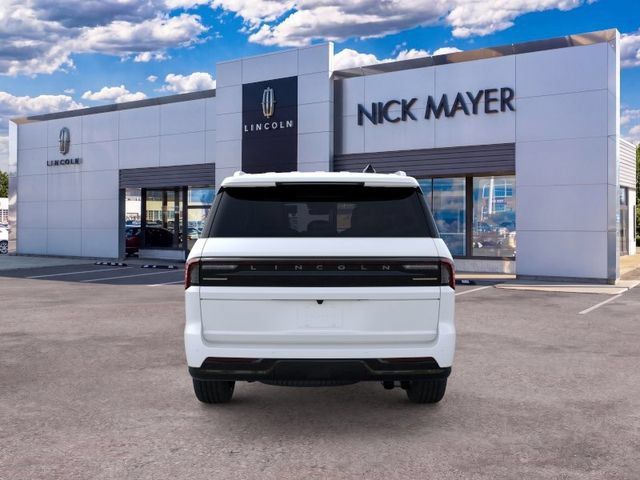 New 2026 Lincoln Navigator Reserve AWD/4WD image 5
