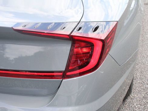 Used 2020 Hyundai Sonata SEL w/ Convenience Package FWD image 11