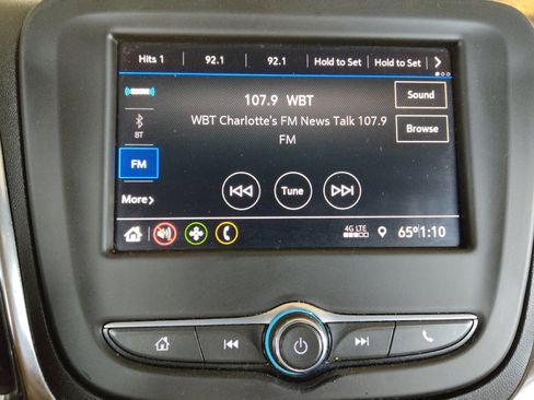 Used 2021 Chevrolet Equinox LT FWD image 25