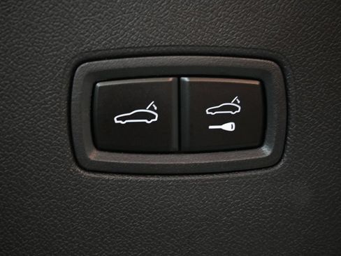Used 2026 Porsche Cayenne S AWD/4WD image 33