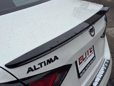 Used 2022 Nissan Altima 2.5 SR w/ Midnight Edition Package image 40