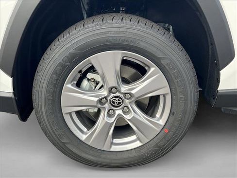 New 2025 Toyota RAV4 XLE image 11