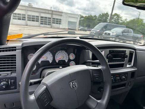 Used 2007 Dodge Ram 1500 Truck SLT w/ Sound & Secure Value Group RWD image 6
