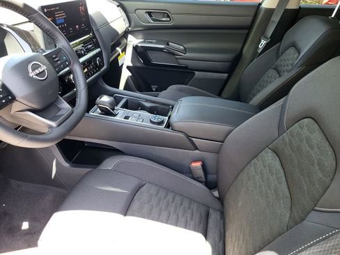 New 2026 Nissan Pathfinder SV AWD/4WD image 13