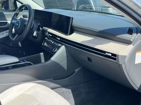 Used 2025 Hyundai Sonata SEL FWD image 24