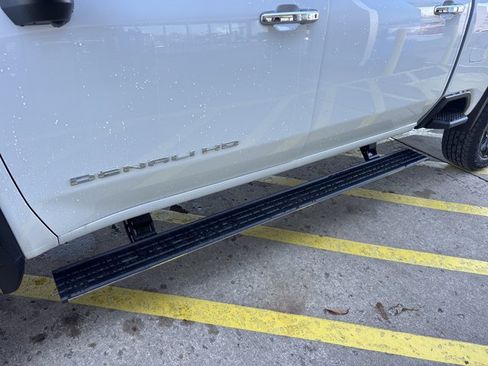 New 2026 GMC Sierra 2500 Denali w/ Denali Reserve Package image 14