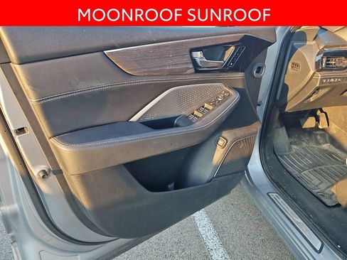 Used 2023 Acura MDX SH-AWD w/ Advance Package image 5