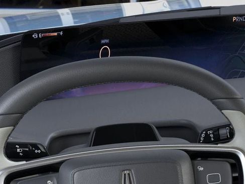 New 2025 Lincoln Navigator L Reserve image 13