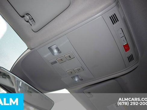 Used 2024 Volkswagen Taos S image 36