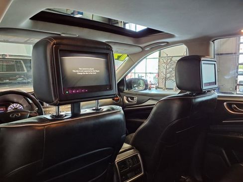 Used 2019 INFINITI QX60 Luxe w/ Essential Package image 18