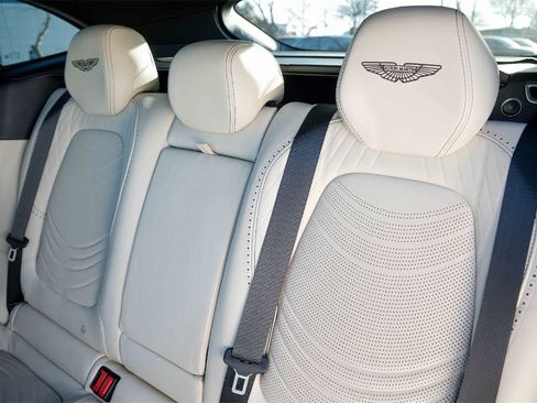 Used 2022 Aston Martin DBX image 35