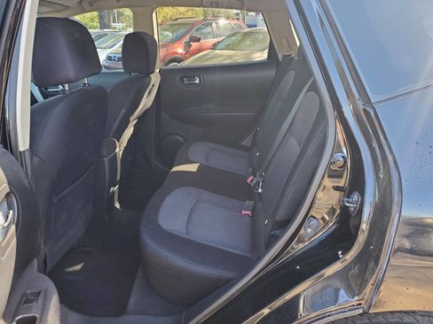 Used 2013 Nissan Rogue SV w/ Premium Pkg image 15