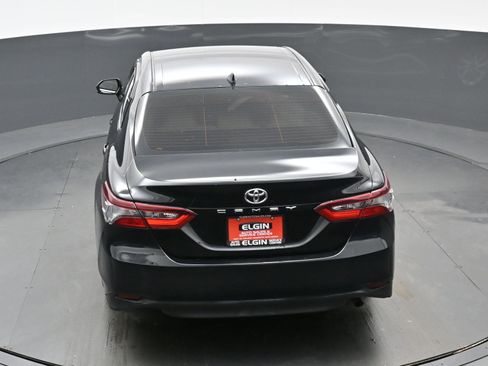 Used 2021 Toyota Camry LE FWD image 33