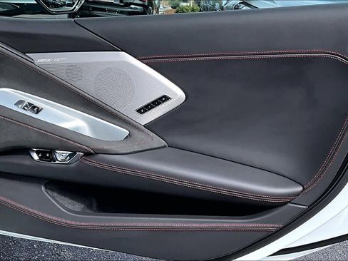 Used 2022 Chevrolet Corvette 3LT w/ Engine Appearance Package image 20