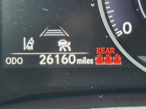 Used 2023 Lexus RX 350 Premium image 18