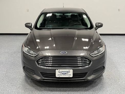 Used 2016 Ford Fusion S FWD image 4
