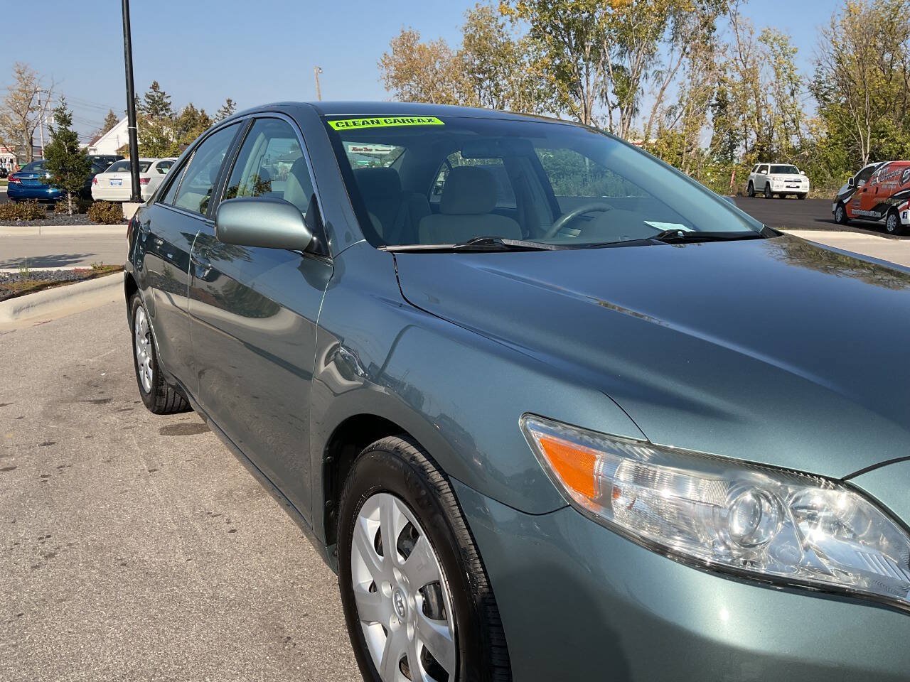 Used 2011 Toyota Camry LE FWD image 11