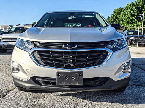 Used 2018 Chevrolet Equinox LS FWD image 2