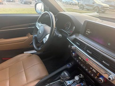 Used 2021 Kia Telluride SX w/ Nightfall Edition Package AWD/4WD image 16
