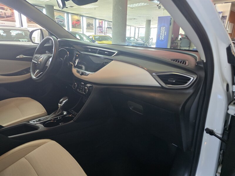 Used 2021 Buick Encore GX Preferred w/ Cold Weather Comfort Package FWD image 13