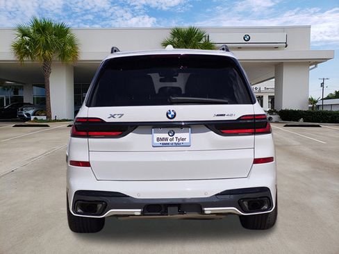 Certified 2026 BMW X7 xDrive40i w/ M Sport Package AWD/4WD image 5